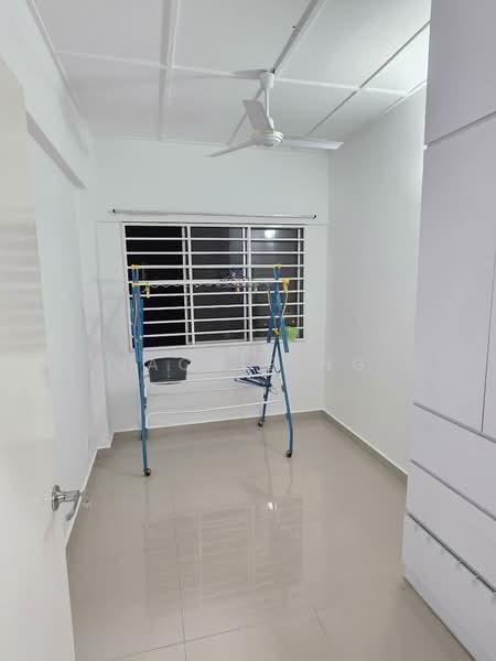 Kondominium untuk Dijual di Sri Hijau - Jackie Ng - Bedrooms - 2 (With Build-in Wardrobe) - PropertyGuru.com.my
