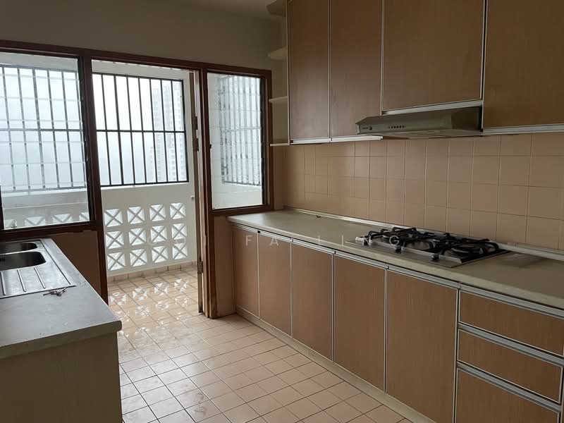 Pantai Hillpark 5 untuk Untuk Dijual - RM 420,000, Mac 2026 - Kitchen - PropertyGuru.com.my