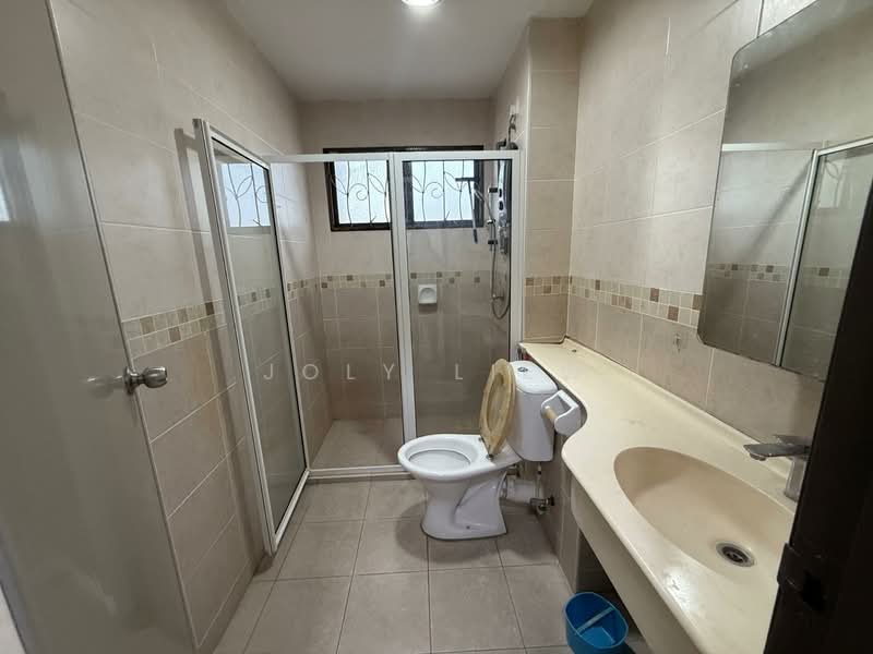 2.5-storey Terraced House for Sale in Bandar Damai Perdana (Cheras) - Joly Liew - Bathroom - PropertyGuru.com.my