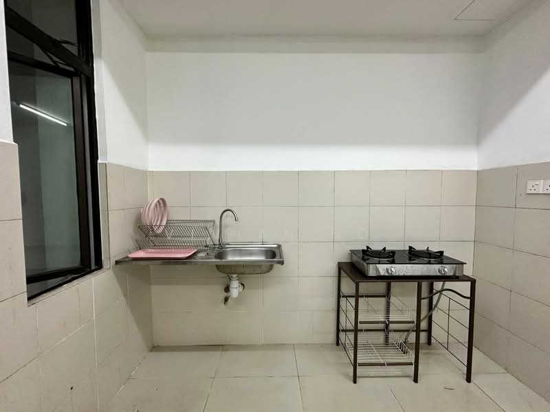 Apartment for Rent at Austin Regency (Pangsapuri Austin Perdana) - Vivian Ho - Kitchen - PropertyGuru.com.my