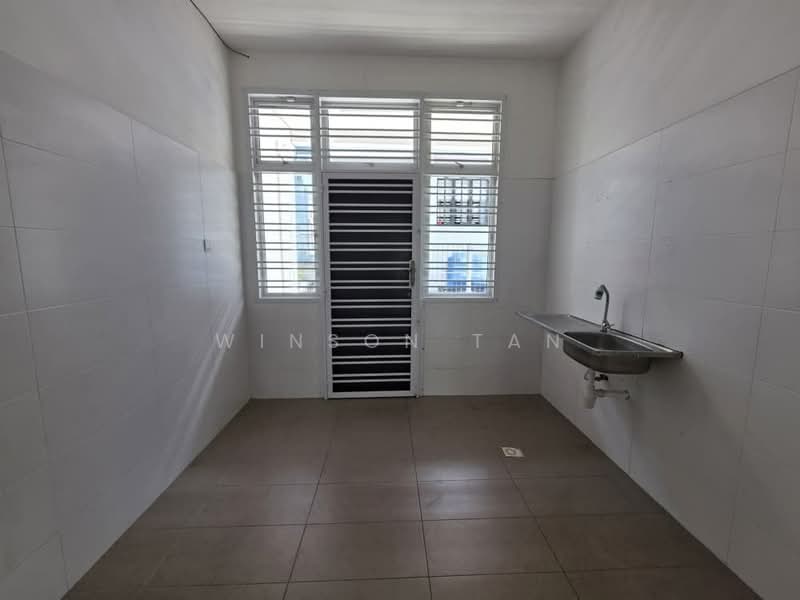 2-storey Terraced House for Sale in Taman Mutiara Rini (Skudai) - Winson Tan - Kitchen - PropertyGuru.com.my