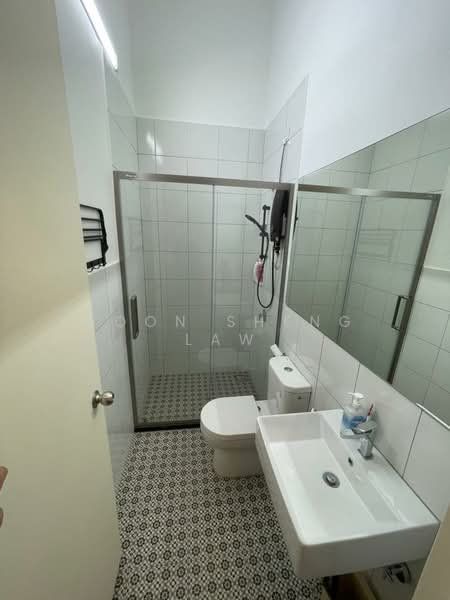 Rumah Teres 2 Tingkat untuk Dijual di Eco Majestic (Semenyih) - Soon Sheng Law - Bathroom - PropertyGuru.com.my