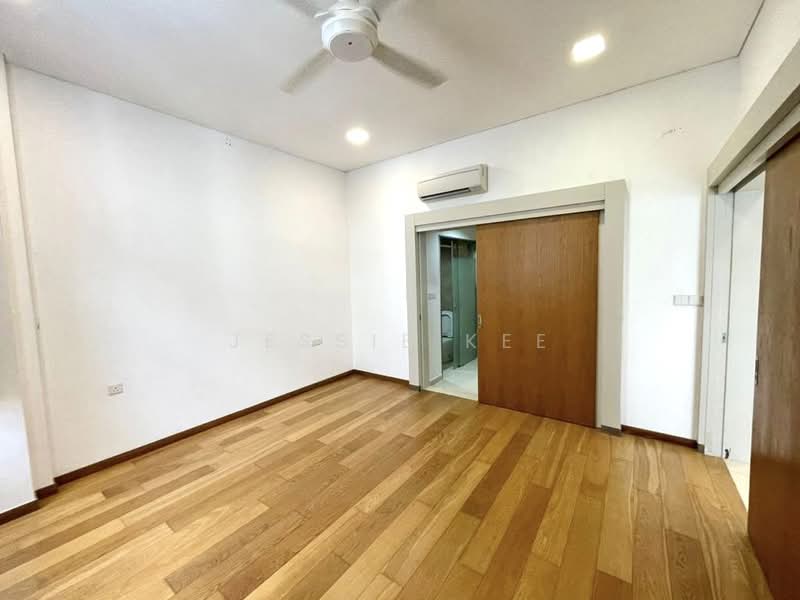 Service Residence for Sale at Service Residence @ Plaza Arkadia - Jessie Kee - Bedroom - PropertyGuru.com.my