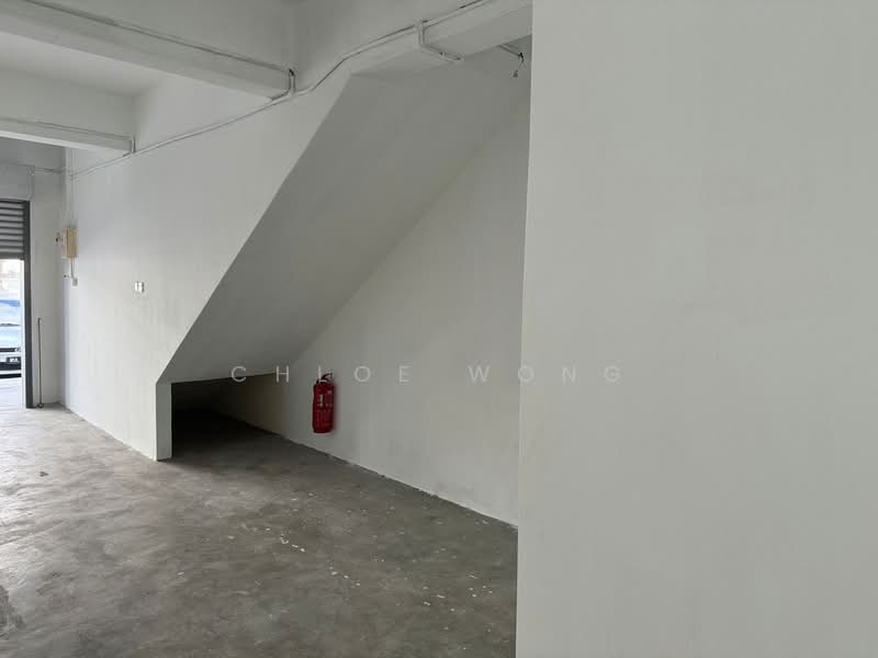Shop for Rent in Taman Lestari Perdana (Seri Kembangan) - Chloe Wong - Interior - PropertyGuru.com.my