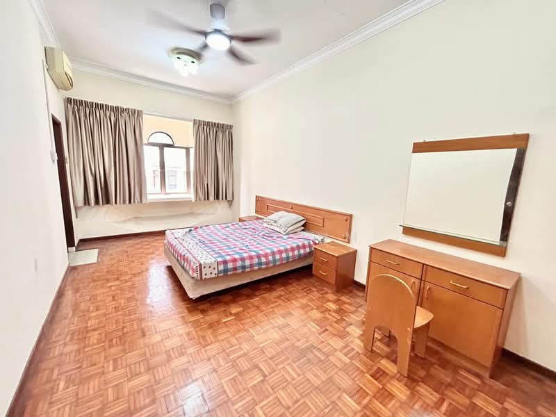 Putri Indah Condominium untuk Untuk Disewa - RM 2,500 /bulan, Mac 2026 - Bedroom - PropertyGuru.com.my