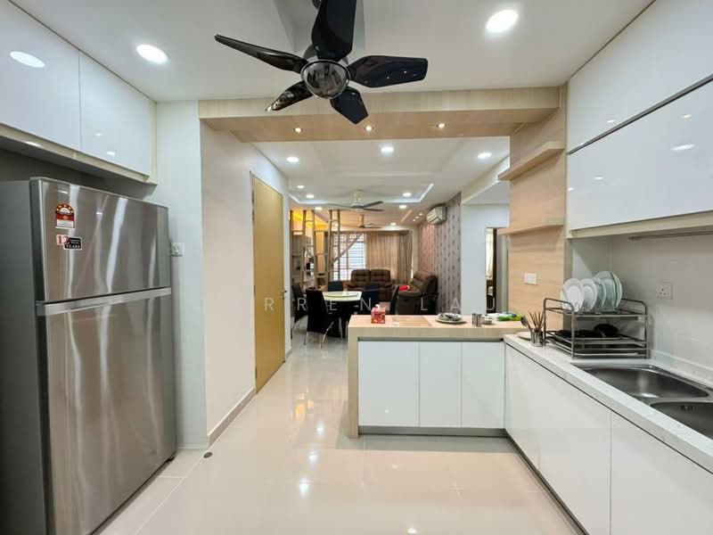 All Seasons Park untuk Untuk Disewa - RM 2,300 /bulan, Mac 2026 - Kitchen - PropertyGuru.com.my