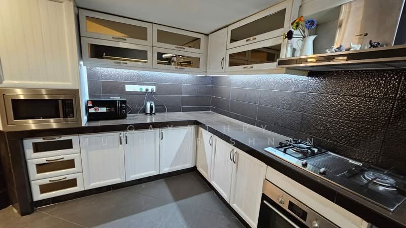 Pantai Panorama Condominiums untuk Untuk Disewa - RM 2,800 /bulan, Mac 2026 - Kitchen - PropertyGuru.com.my