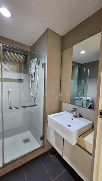 Pantai Panorama Condominiums untuk Untuk Disewa - RM 2,800 /bulan, Mac 2026 - Bathroom - PropertyGuru.com.my