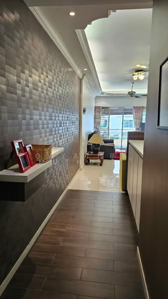 Pantai Panorama Condominiums untuk Untuk Disewa - RM 2,800 /bulan, Mac 2026 - Corridor - PropertyGuru.com.my