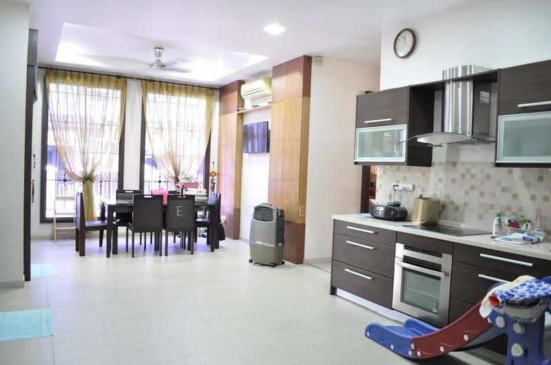 Rumah Banglo untuk Dijual di Kota Kemuning (Shah Alam) - ET Cheah - Dining & Dry Kitchen - PropertyGuru.com.my