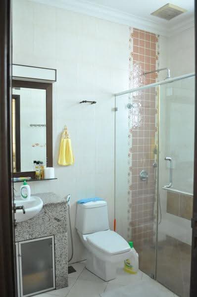 Rumah Banglo untuk Dijual di Kota Kemuning (Shah Alam) - ET Cheah - Bathroom - PropertyGuru.com.my