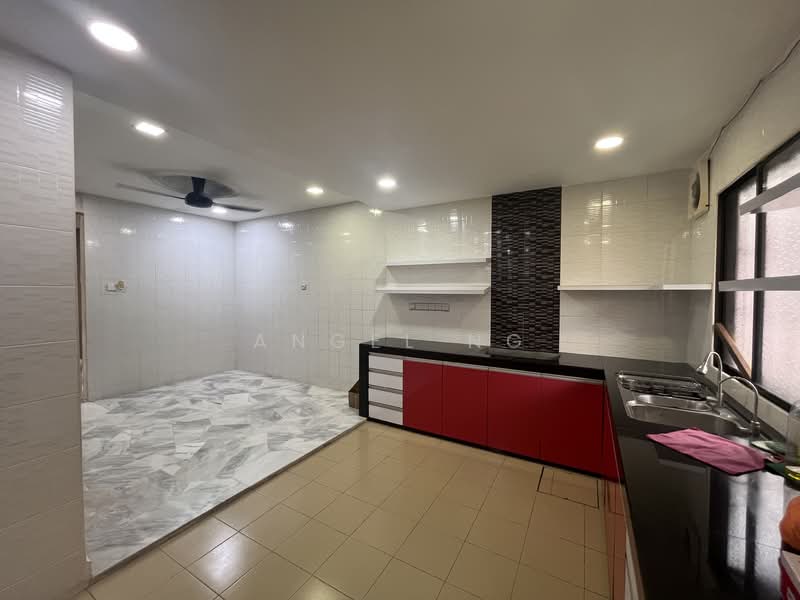 Bandar Damai Perdana, Cheras untuk Untuk Dijual - RM 650,000, Mac 2026 - Kitchen - PropertyGuru.com.my