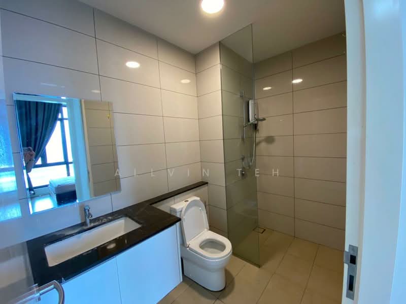 Service Residence for Sale at The Park Sky Residence - Allvin Teh - Bathroom - PropertyGuru.com.my