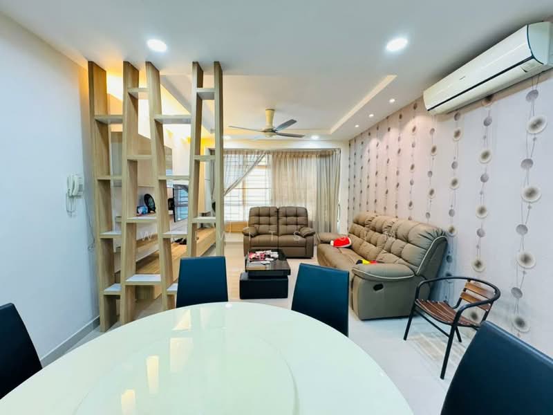 All Seasons Park untuk Untuk Disewa - RM 2,300 /bulan, Mac 2026 - Living Room - PropertyGuru.com.my