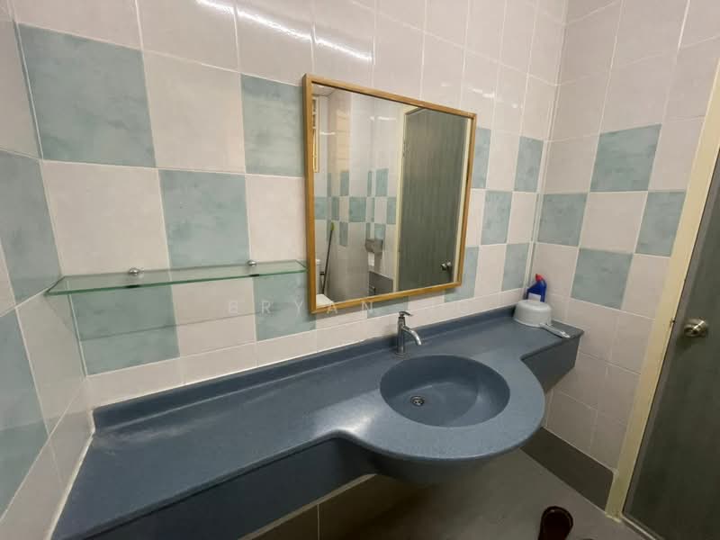 Condominium for Sale at Platinum Hill PV 3 - Bryan Ng - Bathroom - PropertyGuru.com.my