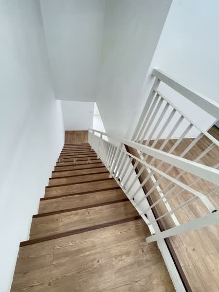 Rumah Teres 2 Tingkat untuk Disewa di Dengkil (Selangor) - MckayC TEH - Interior - PropertyGuru.com.my