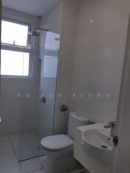 Clarita Tower @ Eco Sky untuk Untuk Disewa - RM 1,800 /bulan, Mac 2026 - Bathroom - PropertyGuru.com.my