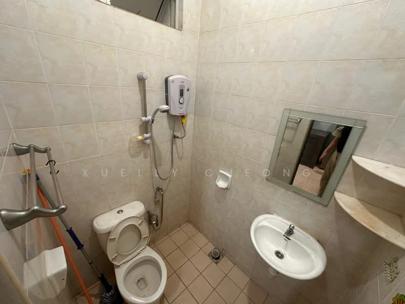Nusa Bestari Nusas Bestaris untuk Untuk Disewa - RM 2,500 /bulan, Mac 2026 - Bathroom - PropertyGuru.com.my