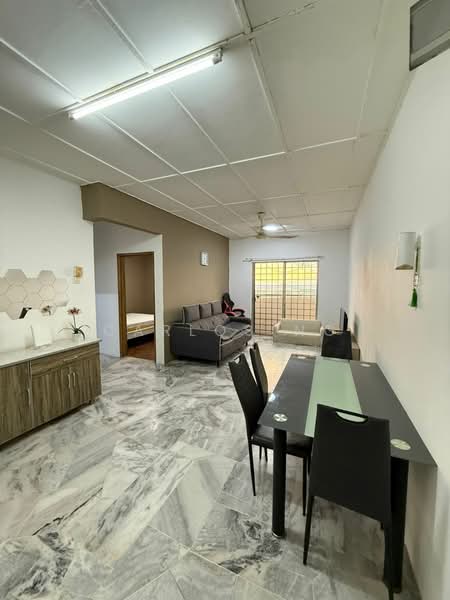 D'Palma untuk Untuk Disewa - RM 1,299 /bulan, Apr 2026 - Living Room - PropertyGuru.com.my