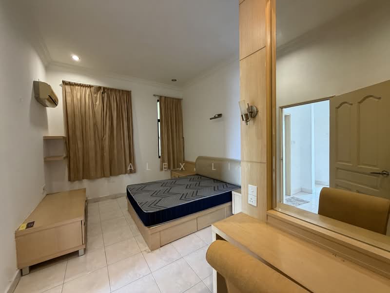 Condominium for Rent at Tanjung Park Condominium - Alex Lim - Bedroom - PropertyGuru.com.my