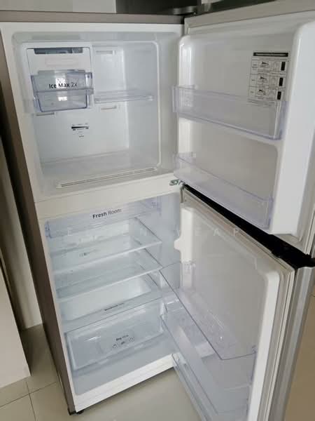 Condominium for Rent at Bay Laurel @ Country Garden Danga Bay - Ellen Yeap - Interior - PropertyGuru.com.my