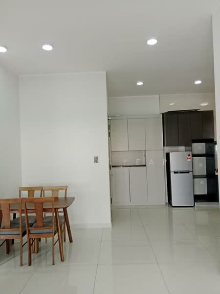 Condominium for Rent at Bay Laurel @ Country Garden Danga Bay - Ellen Yeap - Dining Room - PropertyGuru.com.my