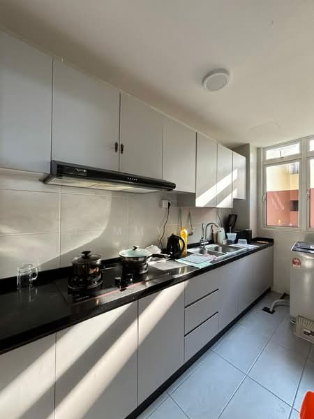 Service Residence for Rent at KSL Residence @ Daya - Tommy Tai - Kitchen - PropertyGuru.com.my