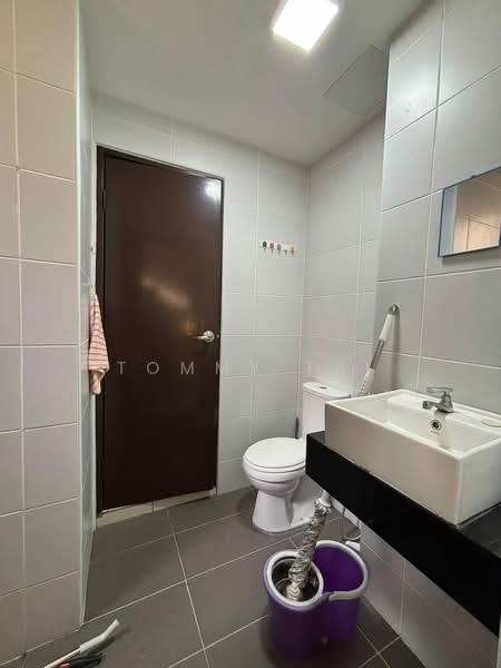 Service Residence for Rent at KSL Residence @ Daya - Tommy Tai - Bathroom - PropertyGuru.com.my