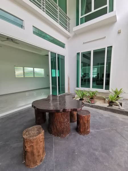 3 STOREY BUNGALOW SALE AT MINDEN HEIGHTS VERY GOOD CONDITION WITH RENOVATED WORTH BUY untuk Untuk Dijual - RM 3,600,000, Mac 2026 - Exterior - PropertyGuru.com.my