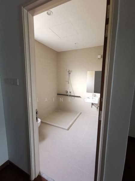 Terraced House for Sale in Tanjung Bungah (Penang) - Elaine Ooi - Bathroom - PropertyGuru.com.my