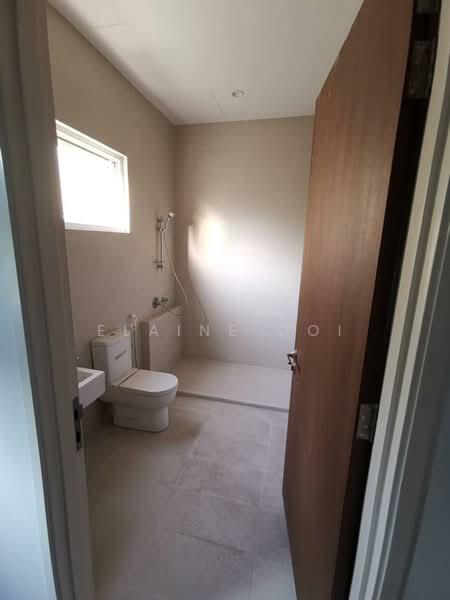 Terraced House for Sale in Tanjung Bungah (Penang) - Elaine Ooi - Bathroom - PropertyGuru.com.my