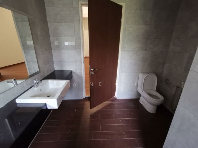 Terraced House for Sale in Tanjung Bungah (Penang) - Elaine Ooi - Bathroom - PropertyGuru.com.my