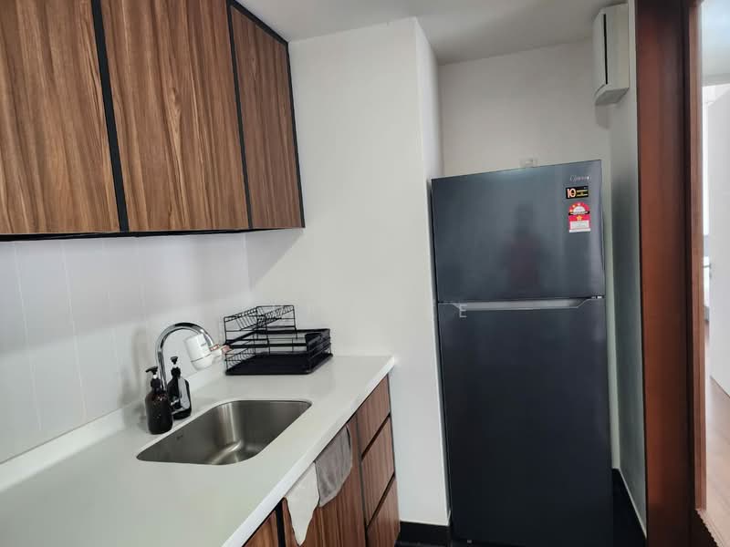 Service Residence for Rent at UNA Serviced Apartment - Luff Lee - Kitchen - PropertyGuru.com.my