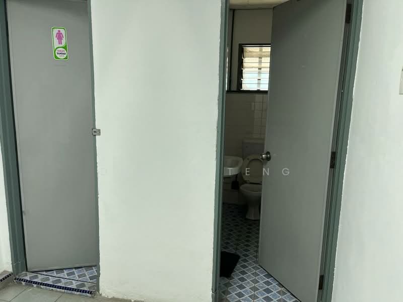 Kilang untuk Disewa di SS13 (Subang Jaya) - Darren Teng - Bathroom - PropertyGuru.com.my
