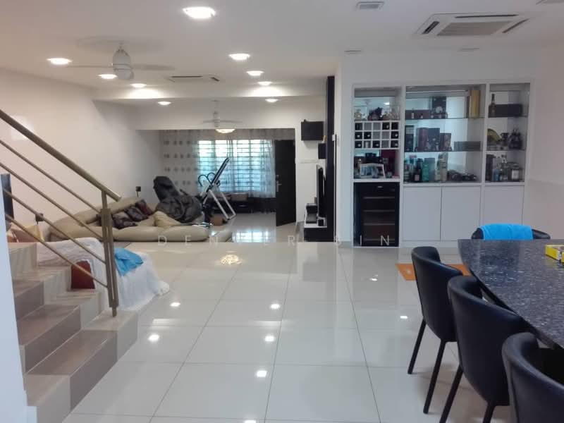 2-storey Terraced House for Sale in Taman Segar (Cheras) - Denver Sin - Living Room - PropertyGuru.com.my