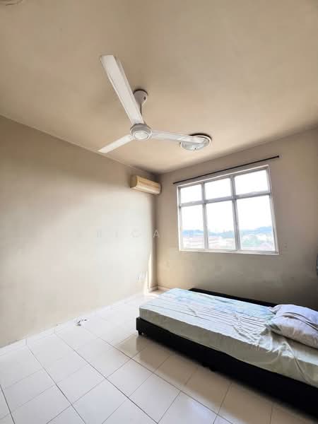 Apartment for Sale at Villa Krystal @ Bandar Selesa Jaya - Erica Lim - Bedroom - PropertyGuru.com.my