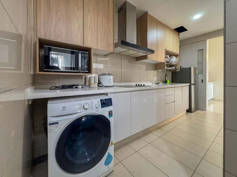 Service Residence for Sale at The Park Sky Residence - Vitas Tan - Kitchen - PropertyGuru.com.my