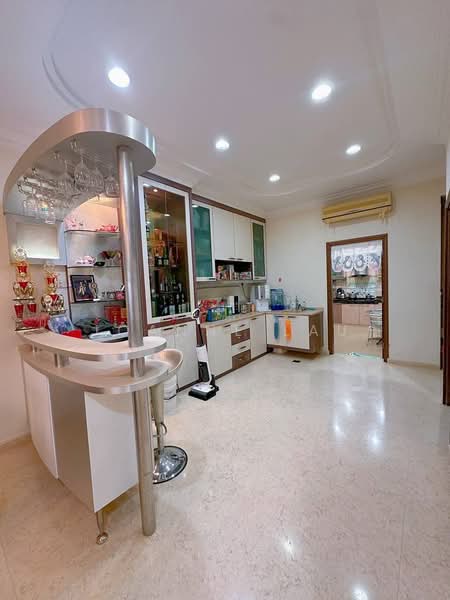 Taman Sutera Utama untuk Untuk Dijual - RM 1,300,000, Mac 2026 - Kitchen - PropertyGuru.com.my