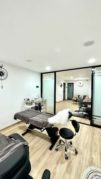 Shop / Office for Sale in Pusat Bandar Puchong (Puchong) - D Wong - Interior - PropertyGuru.com.my