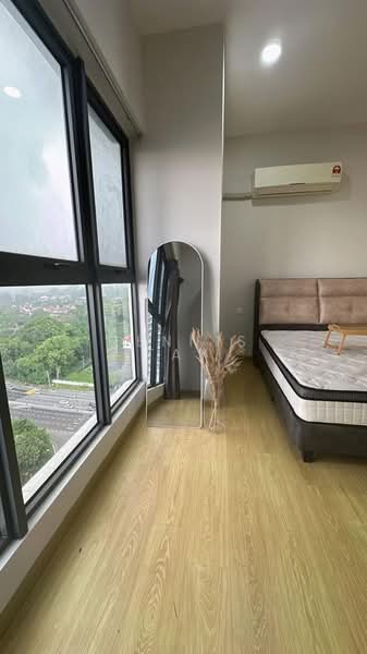 Condominium for Sale at Amberside @ Country Garden Danga Bay - Dennis Tay - Bedroom - PropertyGuru.com.my