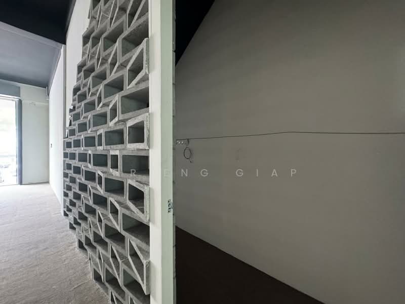 Shop for Rent in Taman Molek (Johor Bahru) - Ler Eng Giap - Ground Floor. High Traffic Flow all time - PropertyGuru.com.my