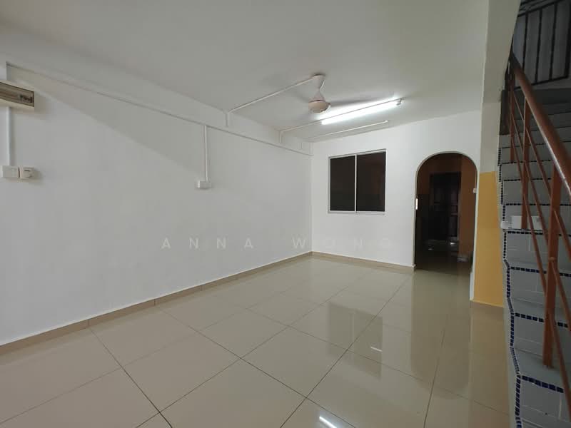 2-storey Terraced House for Rent in Taman Johor Jaya (Johor Bahru) - Anna Wong - Interior - PropertyGuru.com.my