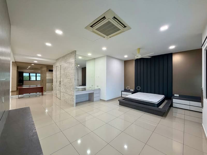 Cluster House for Sale in Taman Mutiara Mas (Skudai) - Wennes Go - Bedroom - PropertyGuru.com.my