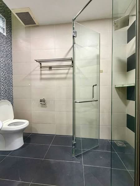 Cluster House for Sale in Taman Mutiara Mas (Skudai) - Wennes Go - Bathroom - PropertyGuru.com.my