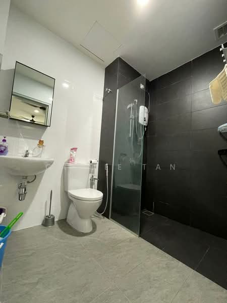 Utropolis Urbano untuk Untuk Disewa - RM 1,500 /bulan, Mac 2026 - Bathroom - PropertyGuru.com.my
