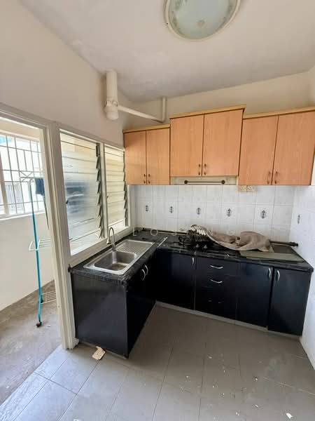 Apartment for Rent at Sri Penaga - Carlos Ng - Kitchen - PropertyGuru.com.my