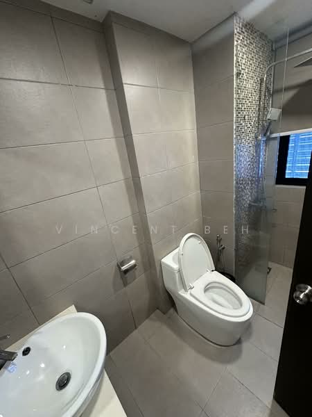 Service Residence for Sale at D'Latour - Vincent Beh - Bathroom - PropertyGuru.com.my