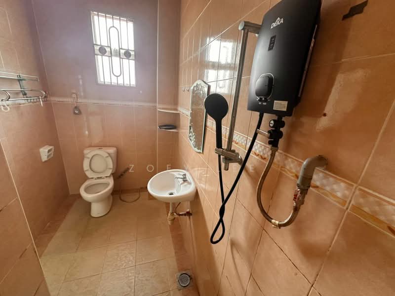 Taman Nusa Bestari Jaya untuk Untuk Disewa - RM 2,500 /bulan, Mac 2026 - Bathroom - PropertyGuru.com.my