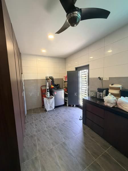 2-storey Terraced House for Sale in Bandar Tasik Puteri (Rawang) - Evelyn Khoo - Laundry - PropertyGuru.com.my