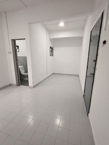 Taman Desa Cemerlang, Jalan Lanjut untuk Untuk Dijual - RM 578,000, Mac 2026 - Bathroom - PropertyGuru.com.my